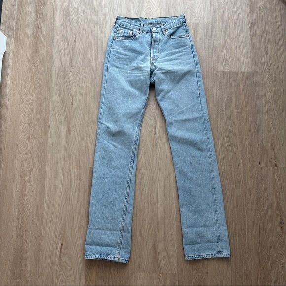 Vintage Levi’s 501 - Picture 3 of 11